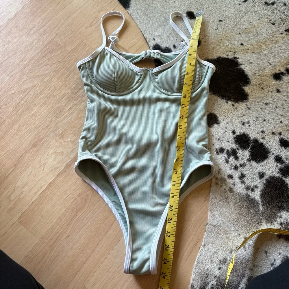 HANA SWIM Reagan One Piece‎ Swimsuits Size Small